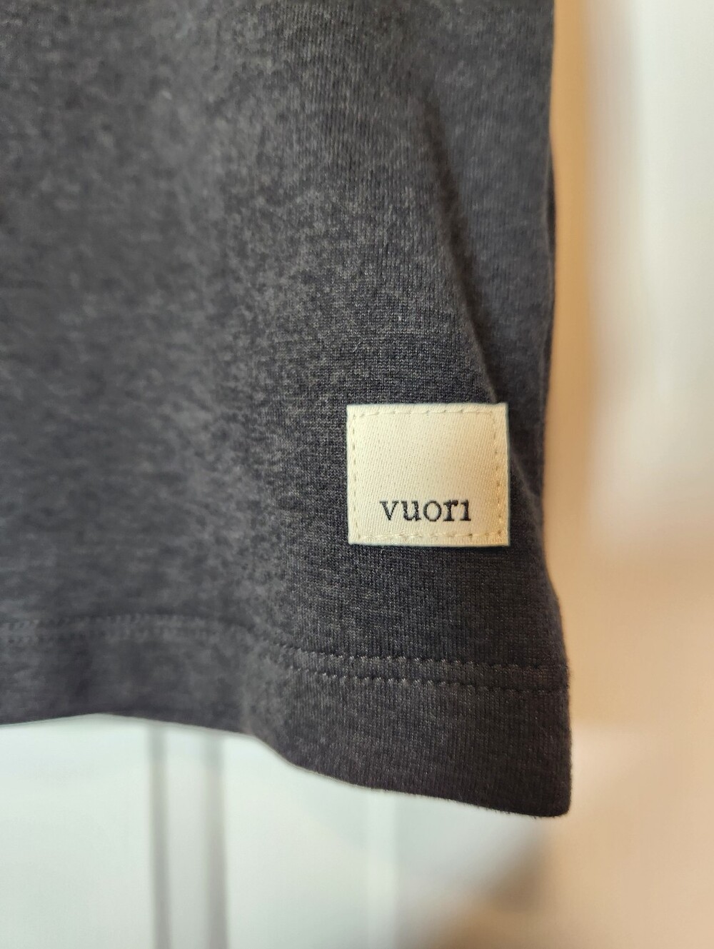 Vuori Halo Essential Tank Heathered Black Size XS #VW1089 - Picture 3 of 5